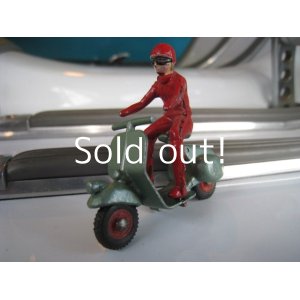 画像: Diecast Vespa with rider