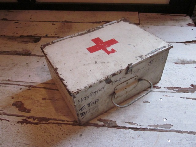 Vintage First Aid BOX,ビンテージ,救急箱 - BURN-UPS!