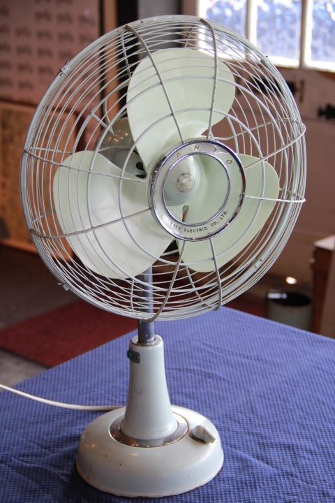 画像: sanyo electric サンヨーエレクトリック A.C electric fan　ビンテージ扇風機　レトロファン　