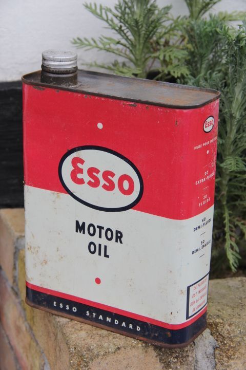 画像: Esso　standard  ビンテージオイル缶　　　　　　　　　　　　　　　　　　　　　　　　　　　　　　　　　　　　　　　