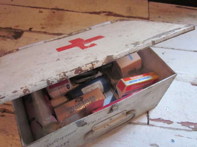 Vintage First Aid BOX,ビンテージ,救急箱 - BURN-UPS!