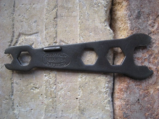画像: Royal Enfield Vintage wrench