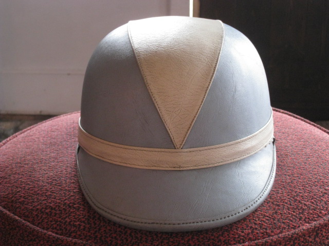 画像: ６０’ｓVintage Helmet