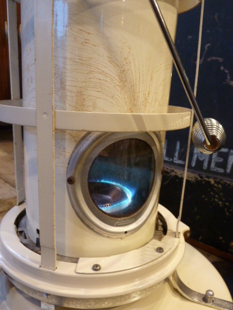 画像: Aladdin Blue Flame Heater,アラジンSeries37,Delux1974 後期