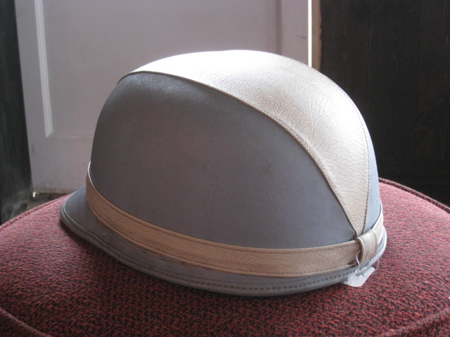 画像: ６０’ｓVintage Helmet