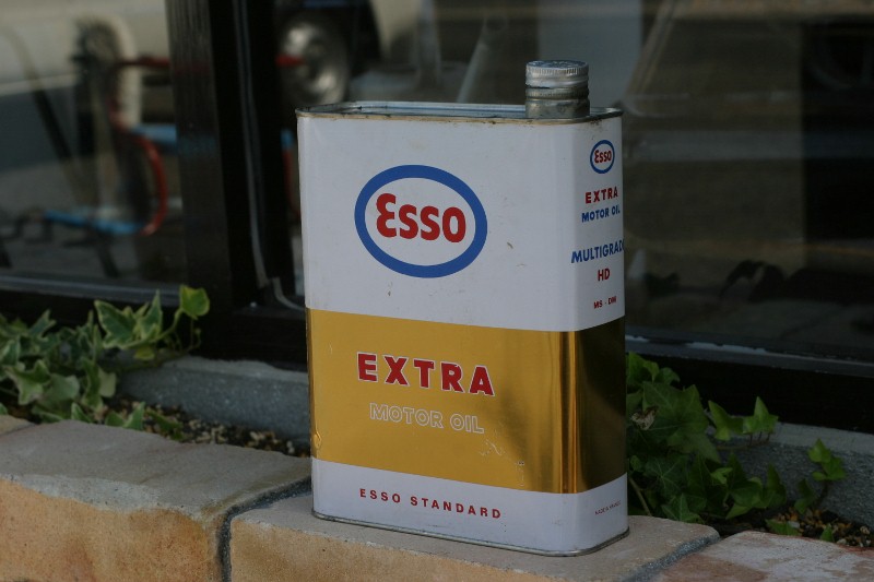 Esso Extra ビンテージオイル缶 - BURN-UPS!